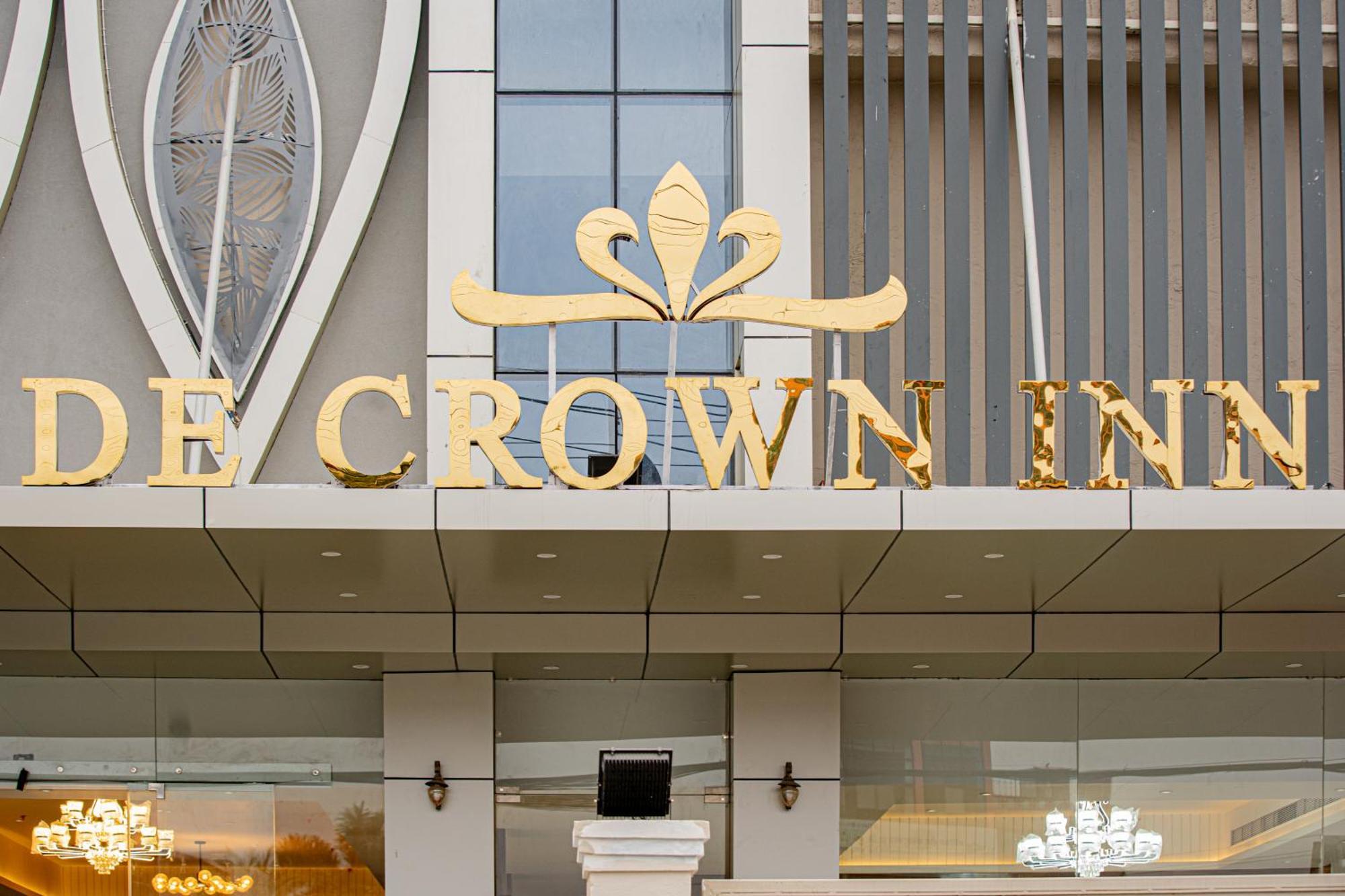 De Crown Inn Jogikuti Εξωτερικό φωτογραφία
